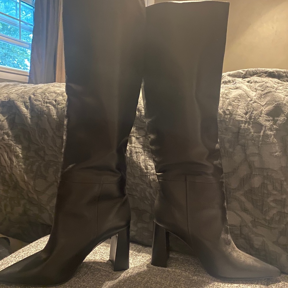 Steve Madden leather boot
